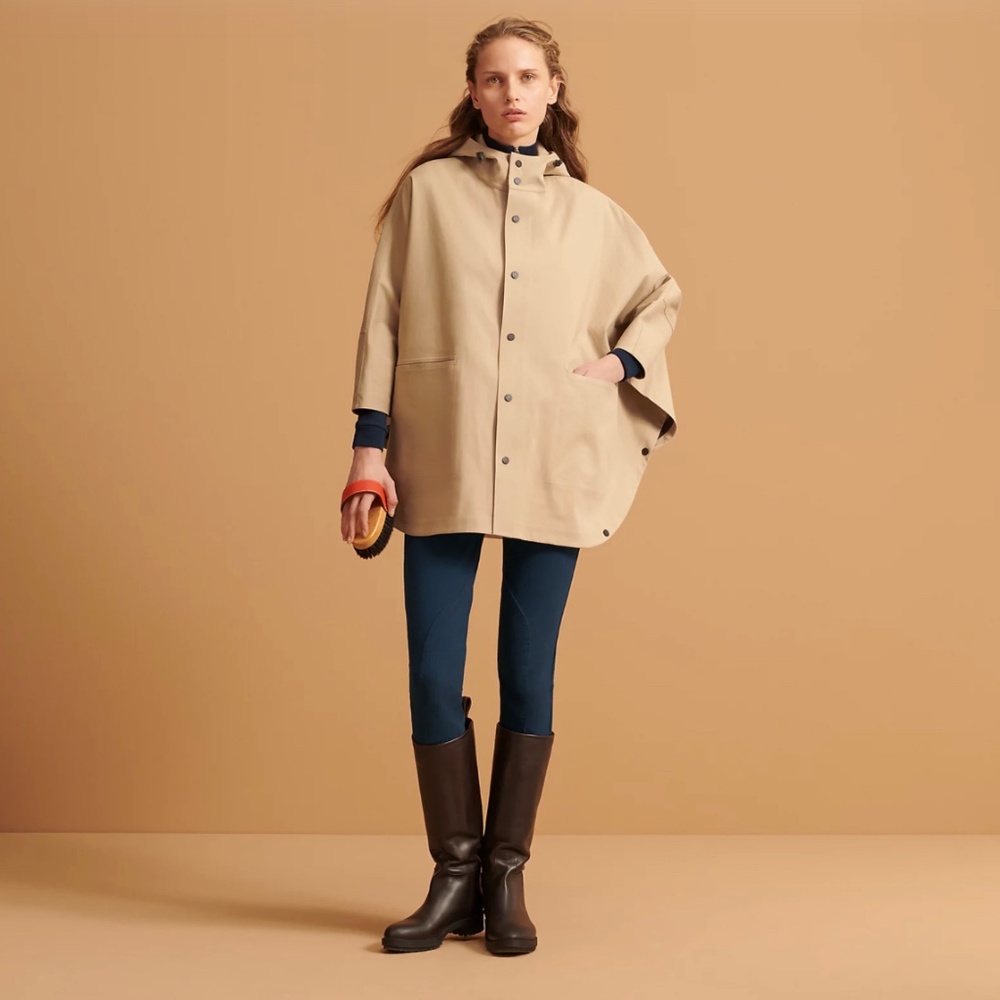 Hermes allure all-purpose cape 🧥 - Picture 4 of 6